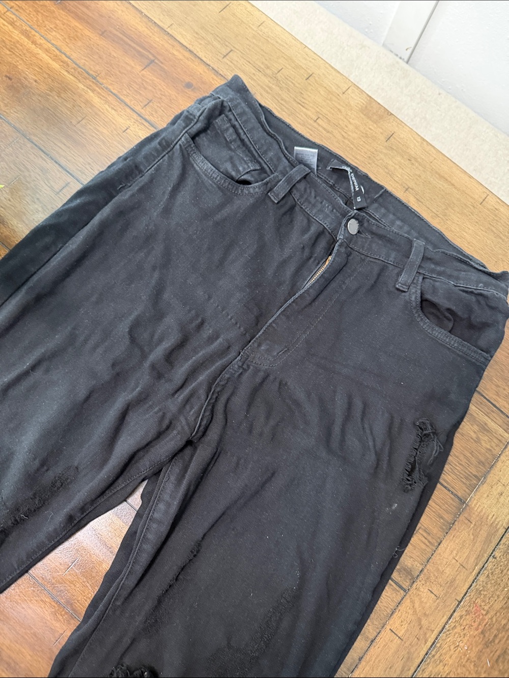 Women’s Black Wide Leg Distressed Jeans 13/35”